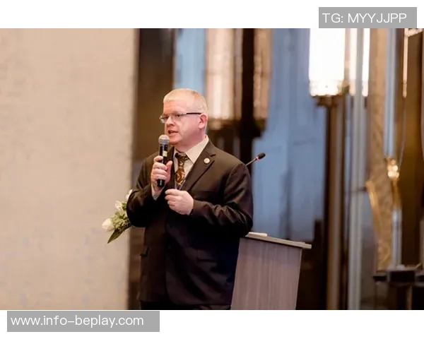 爱德华兹推出平价支线鞋款BelieveThat1备受期待引发热议