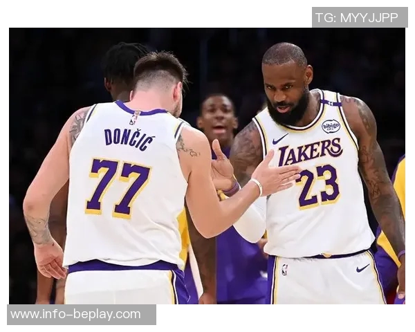 湖人状态回暖连胜攀升西部第三明日对决开拓者争夺季后赛优势