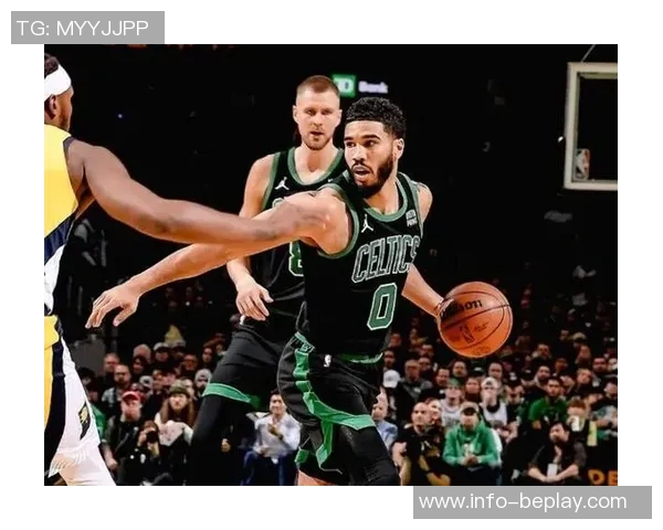 豪泽坚定支持普理查德期待他重拾状态并提升投篮表现 豪泽坚定支持普理查德期待他重拾状态并提升投篮表现